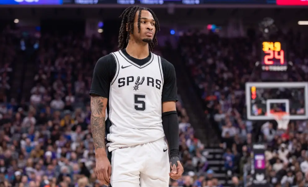 最新NBA新秀榜出炉：卡斯尔稳居第一，状元秀扎卡里-里萨谢重返前三